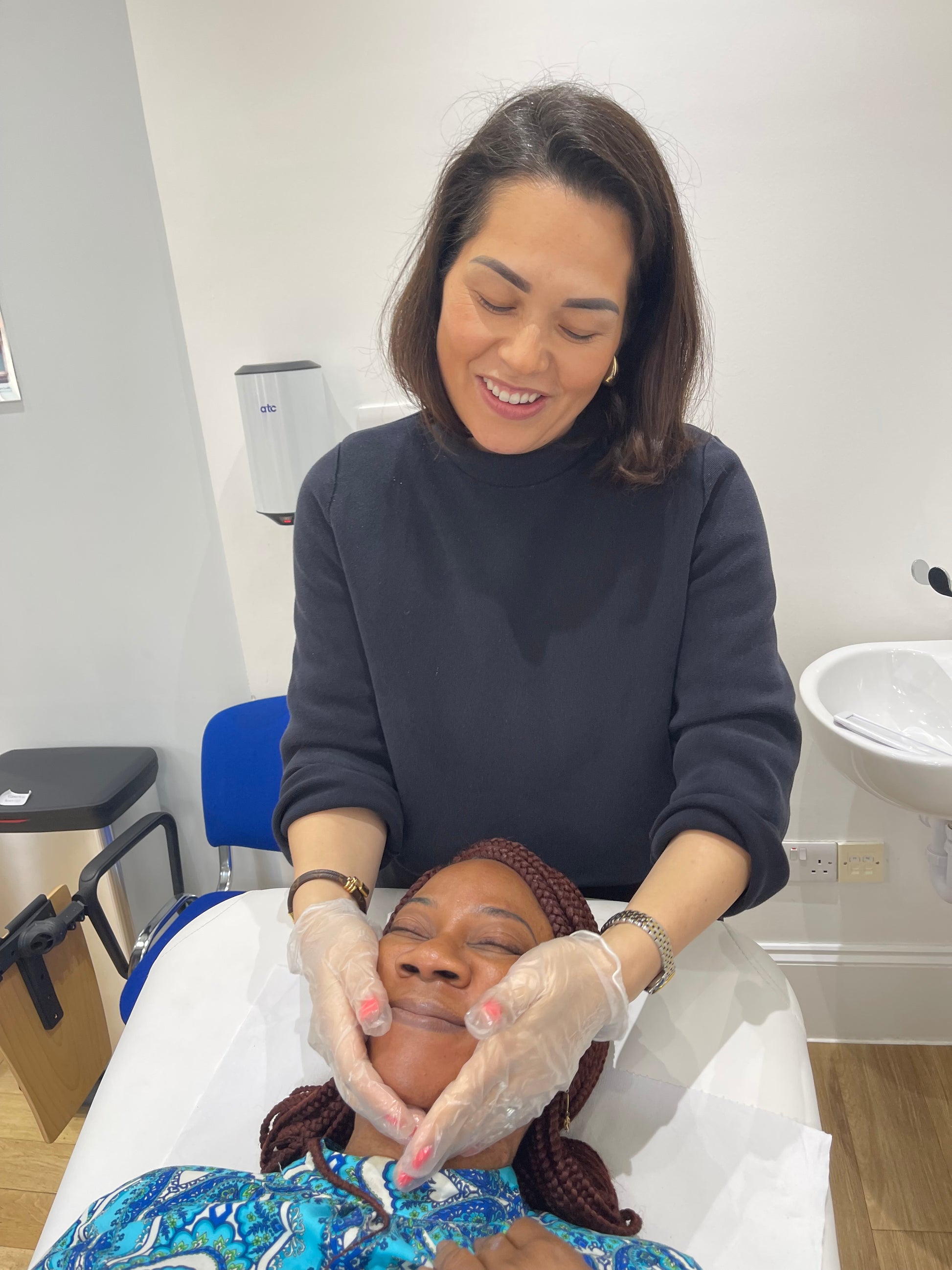 Dermaplaning